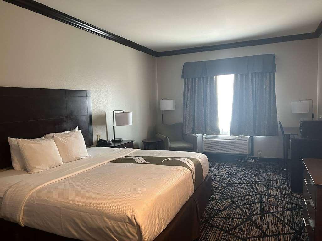 Days Inn By Wyndham Baton Rouge I-10 Номер фото