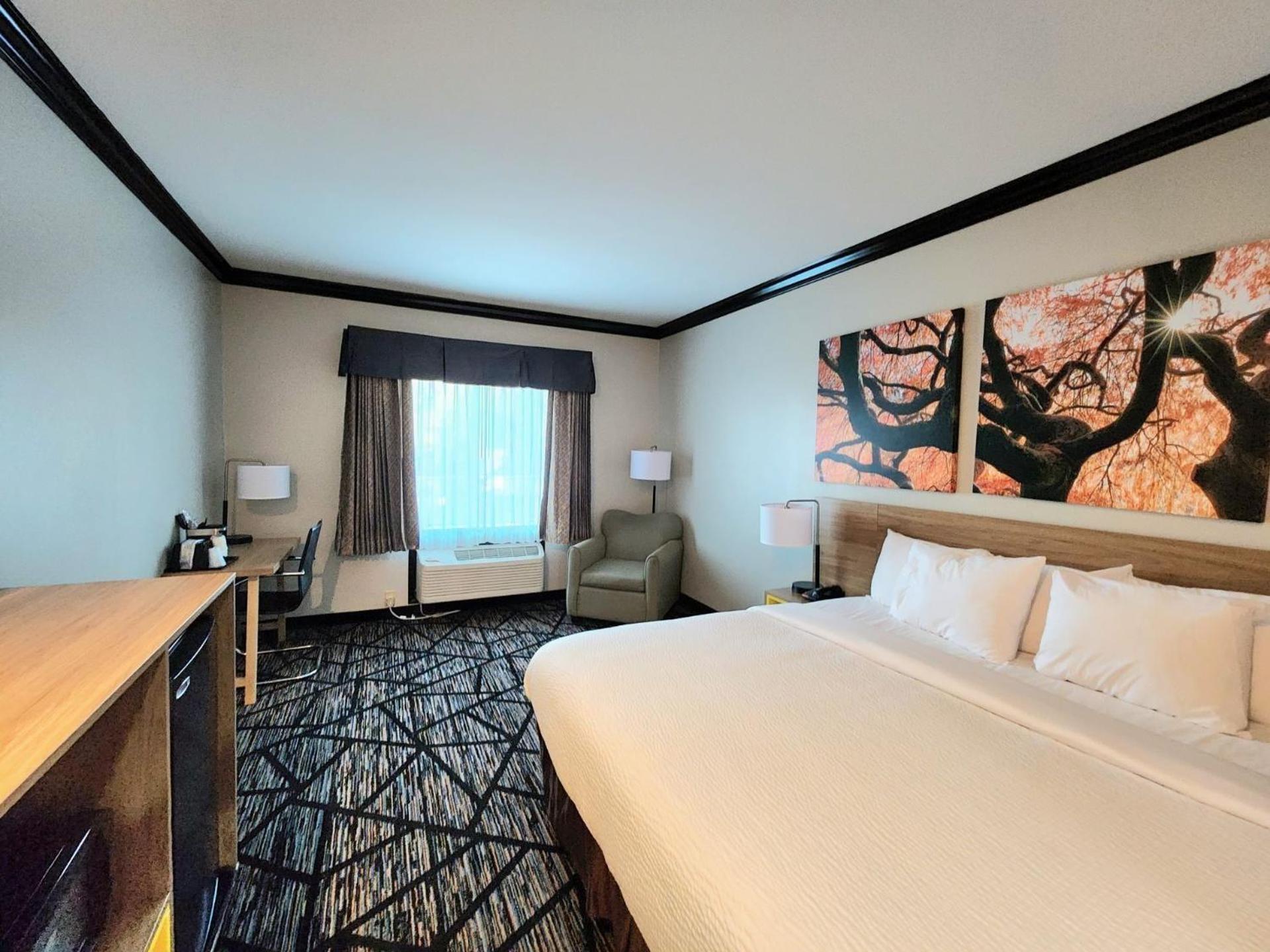 Days Inn By Wyndham Baton Rouge I-10 Екстер'єр фото