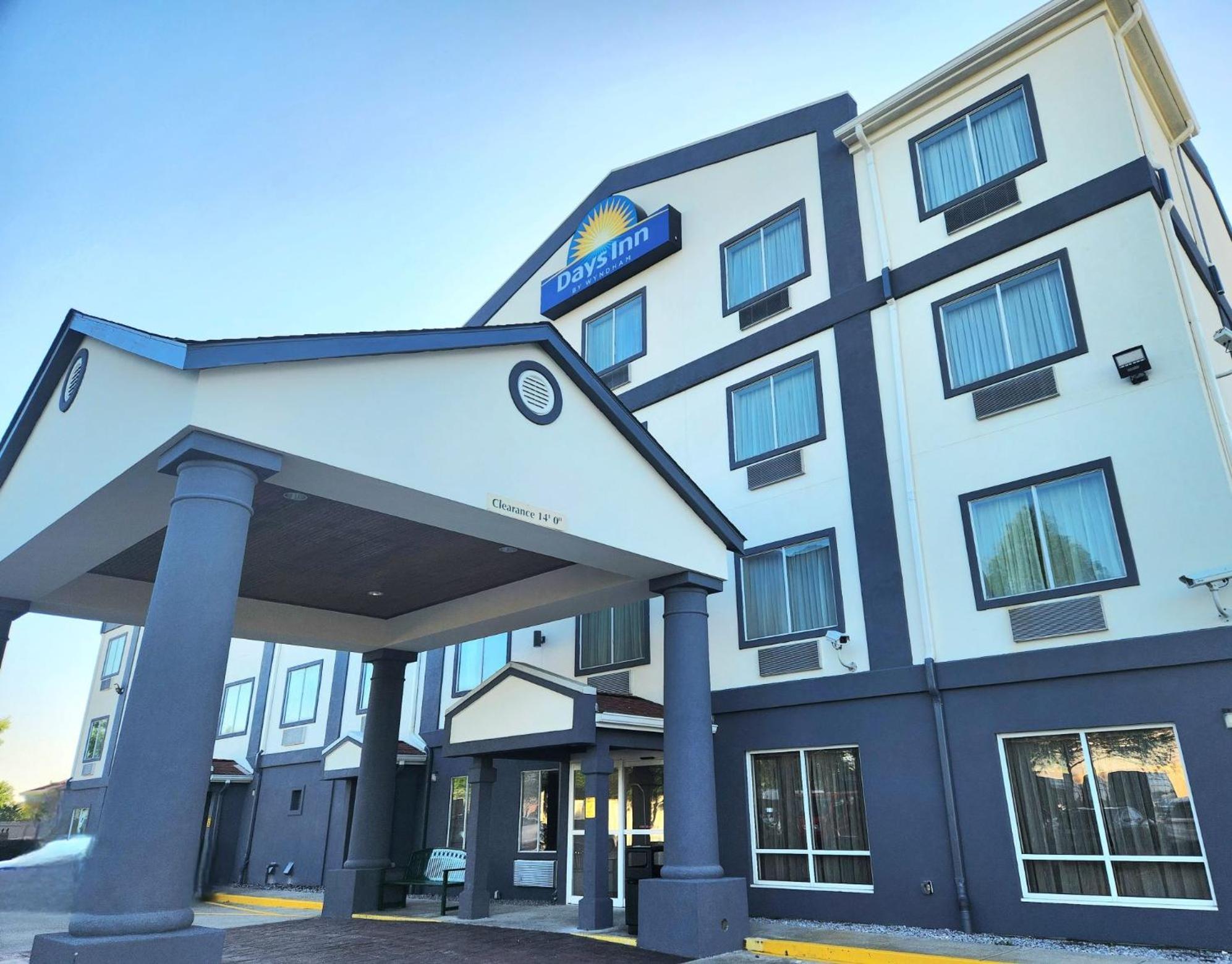 Days Inn By Wyndham Baton Rouge I-10 Екстер'єр фото