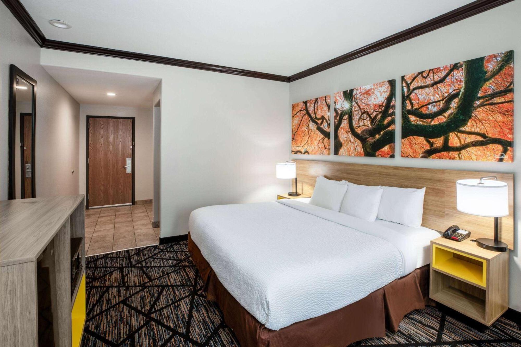 Days Inn By Wyndham Baton Rouge I-10 Екстер'єр фото